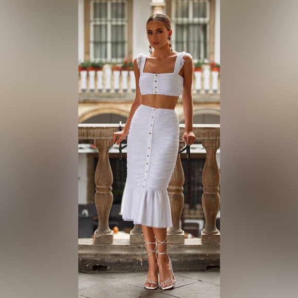 White drape ruffle skirt set - Picture 7 of 9